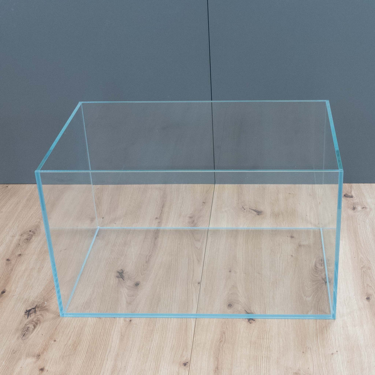 Ultra White Aquarium 60P