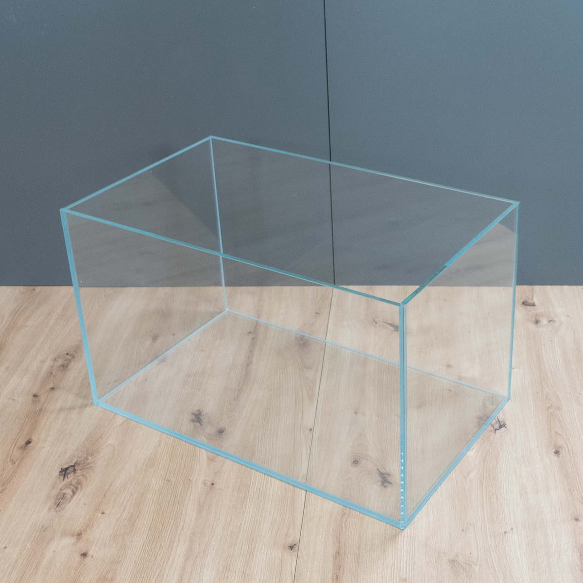 Ultra White Aquarium 60P