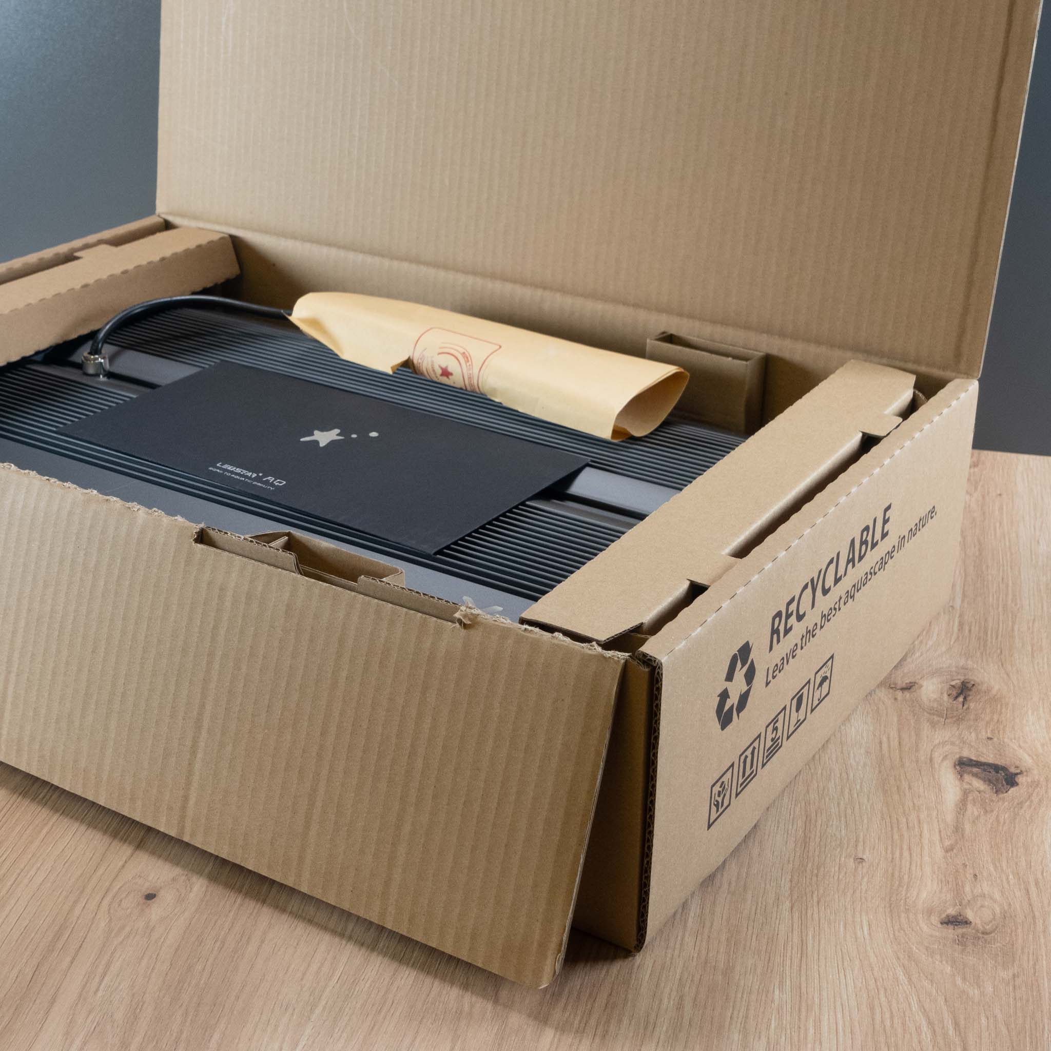 Ledstar_X-Verpackung_offen