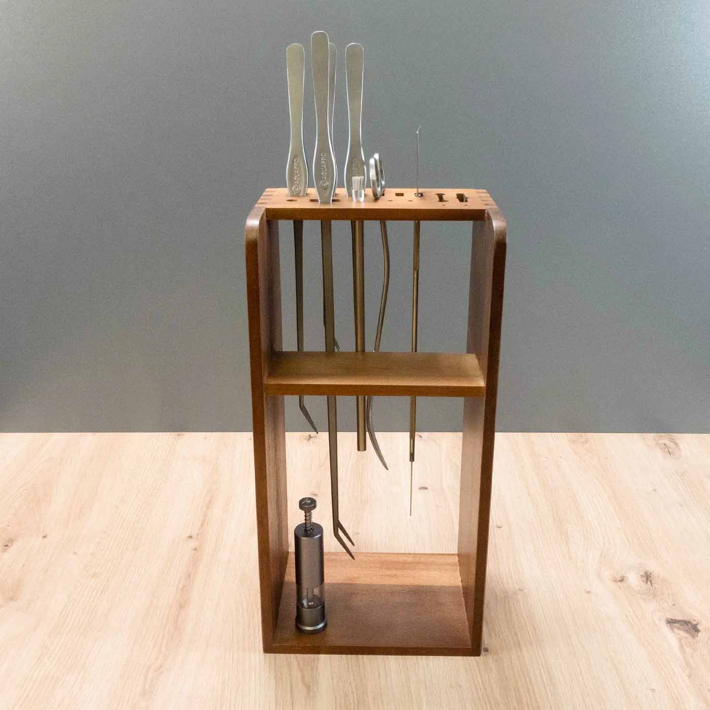 Toolstand_gross_Front