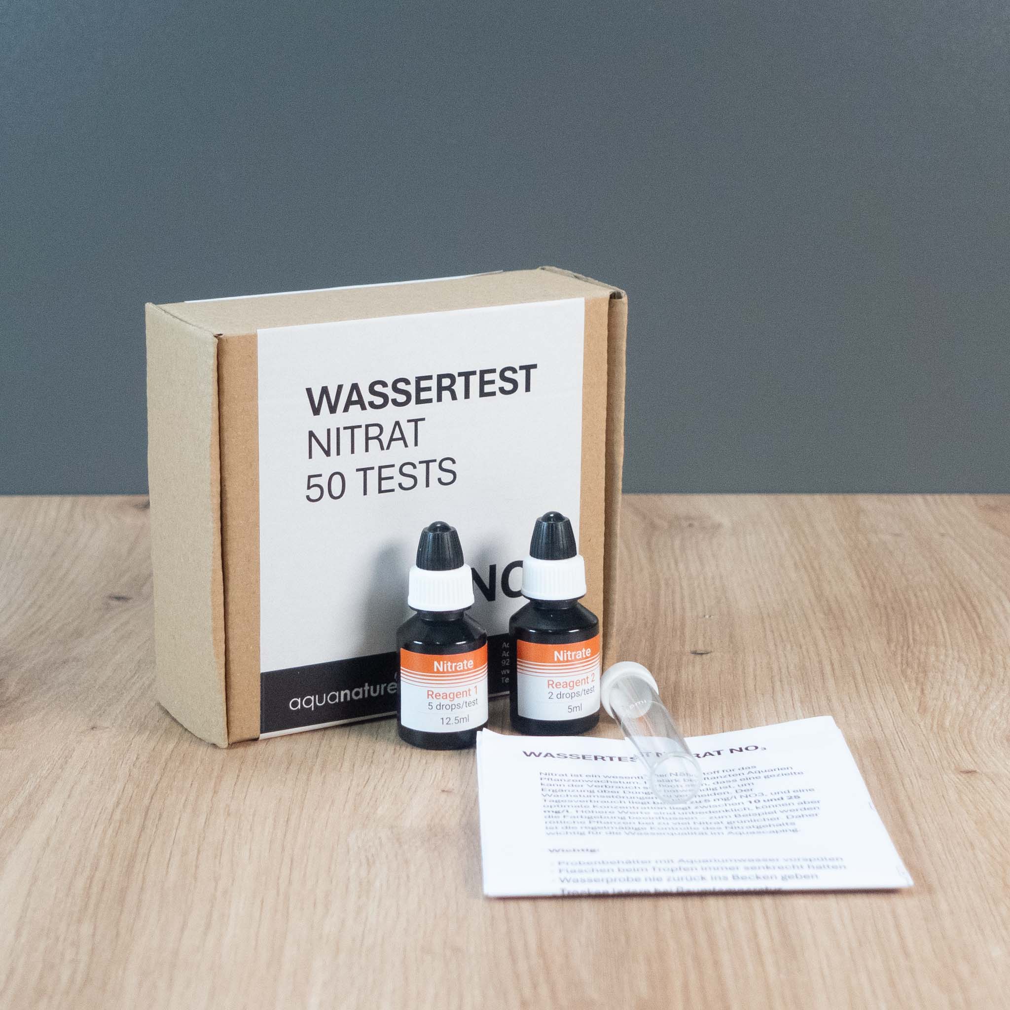 Aquarium-Wassertest-Nitrat-von-vorne