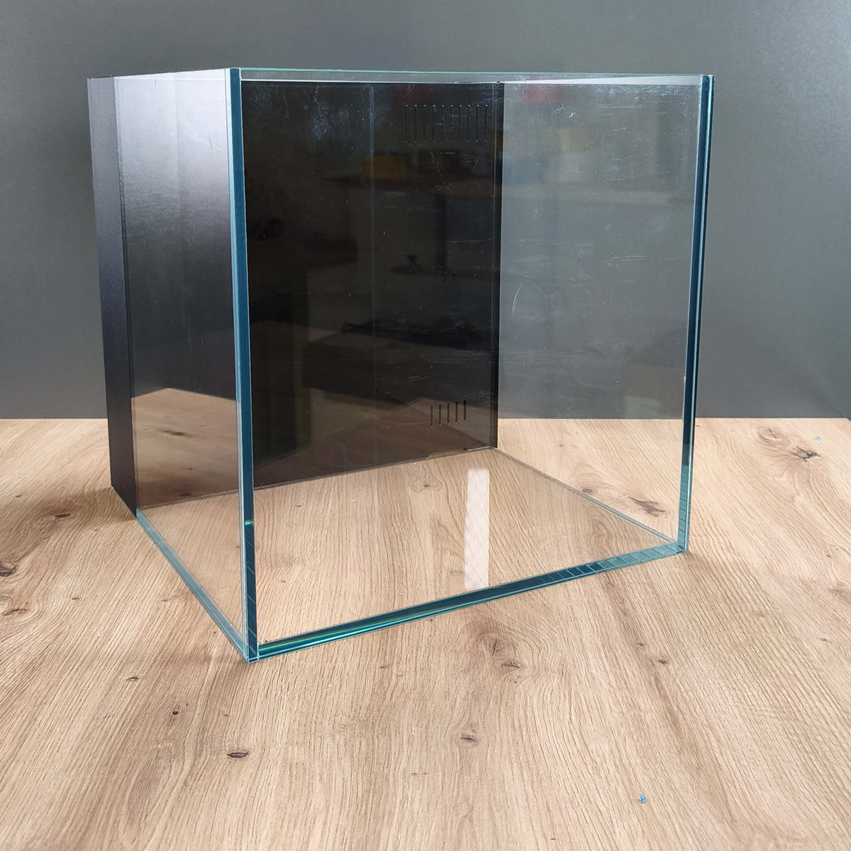 All in One Aquarium 30A, Ansicht von vorne