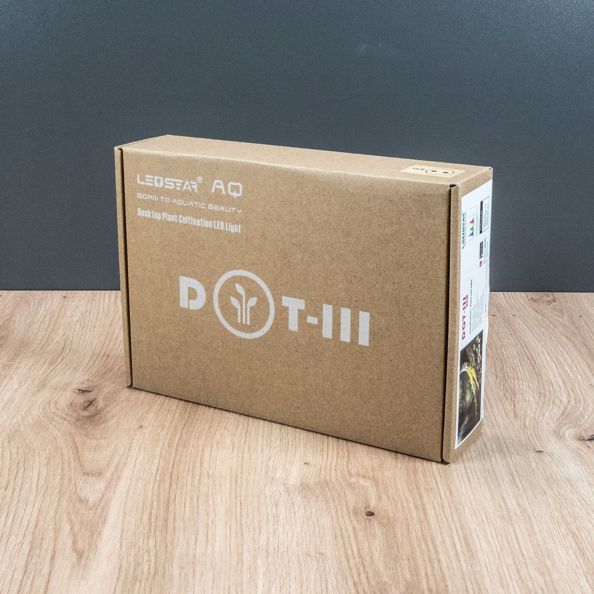 Ledstar_Dot_3_Wabikusa_Leuchte_Verpackung_vorne